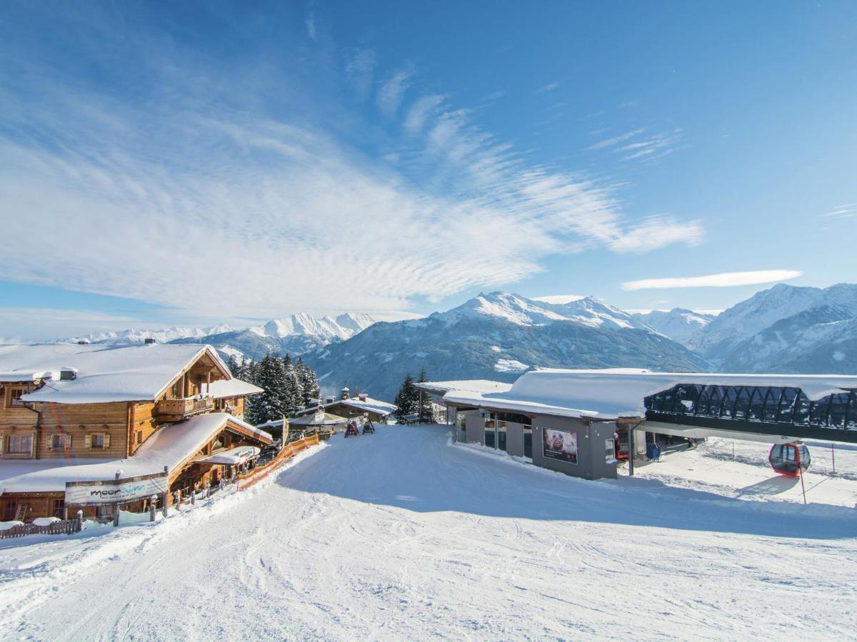 Holiday Home With Snow Covered Views Hollersbach im Pinzgau Exterior photo